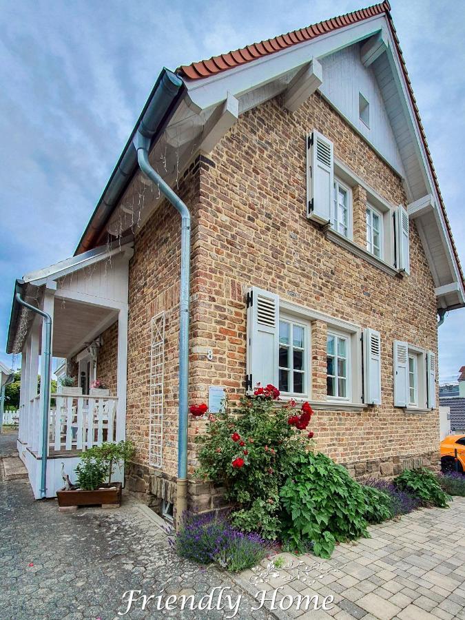 Friendly Home - "Gemuetliches Backsteinhaus" Koeln Bonn Phantasialand Bornheim  Exterior photo